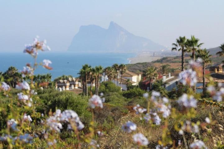 2127-Superb 2 Bedrooms , Lovely Terraces And Pool San Roque  Extérieur photo