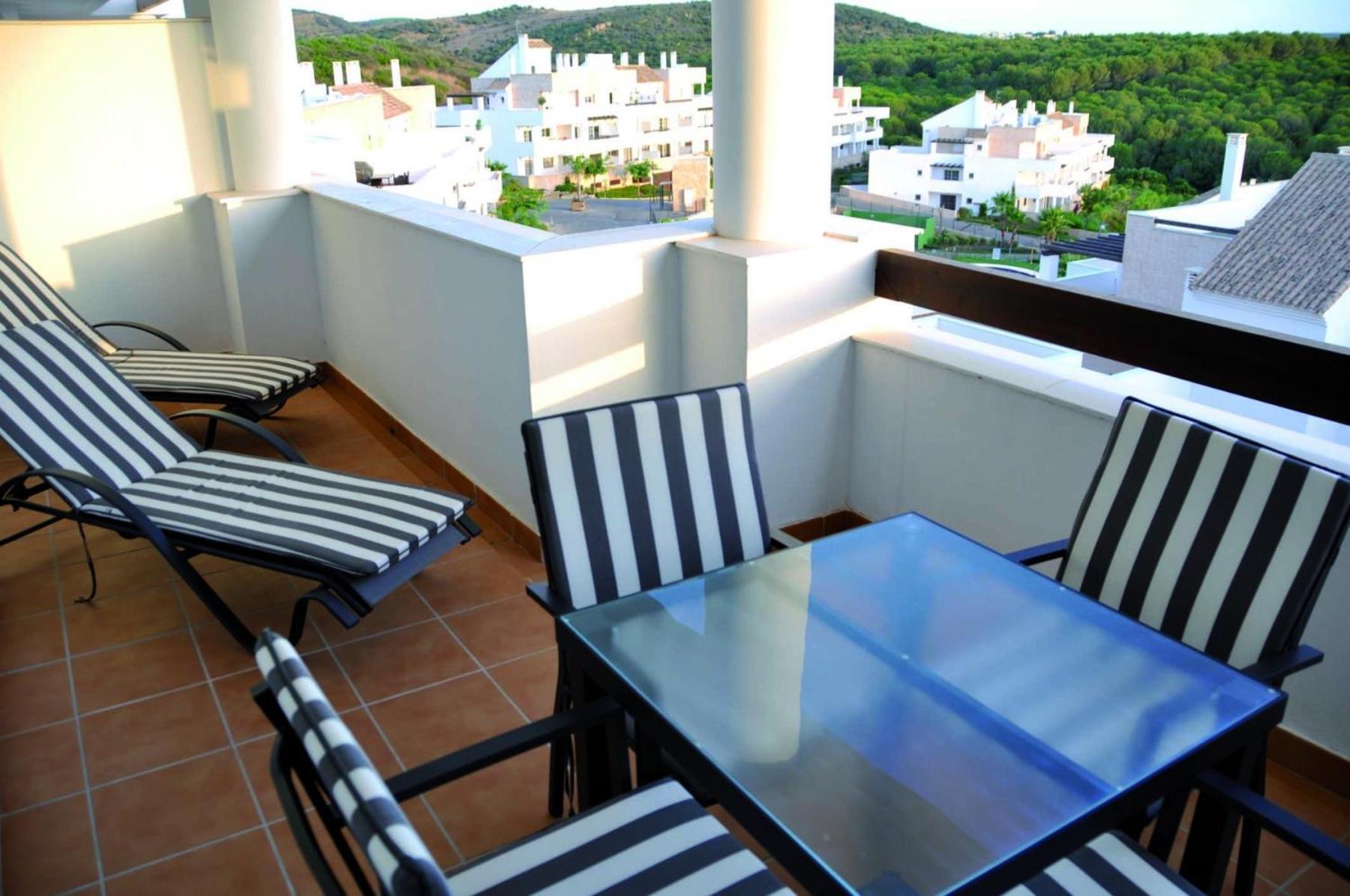 2127-Superb 2 Bedrooms , Lovely Terraces And Pool San Roque  Extérieur photo